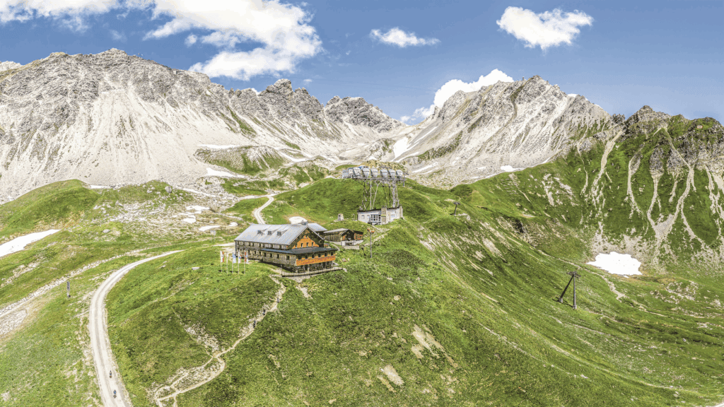 Blick auf die Ulmer Hütte